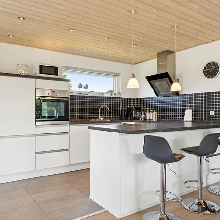Todor - 150m From The Sea By Interhome Hébergement de vacances *